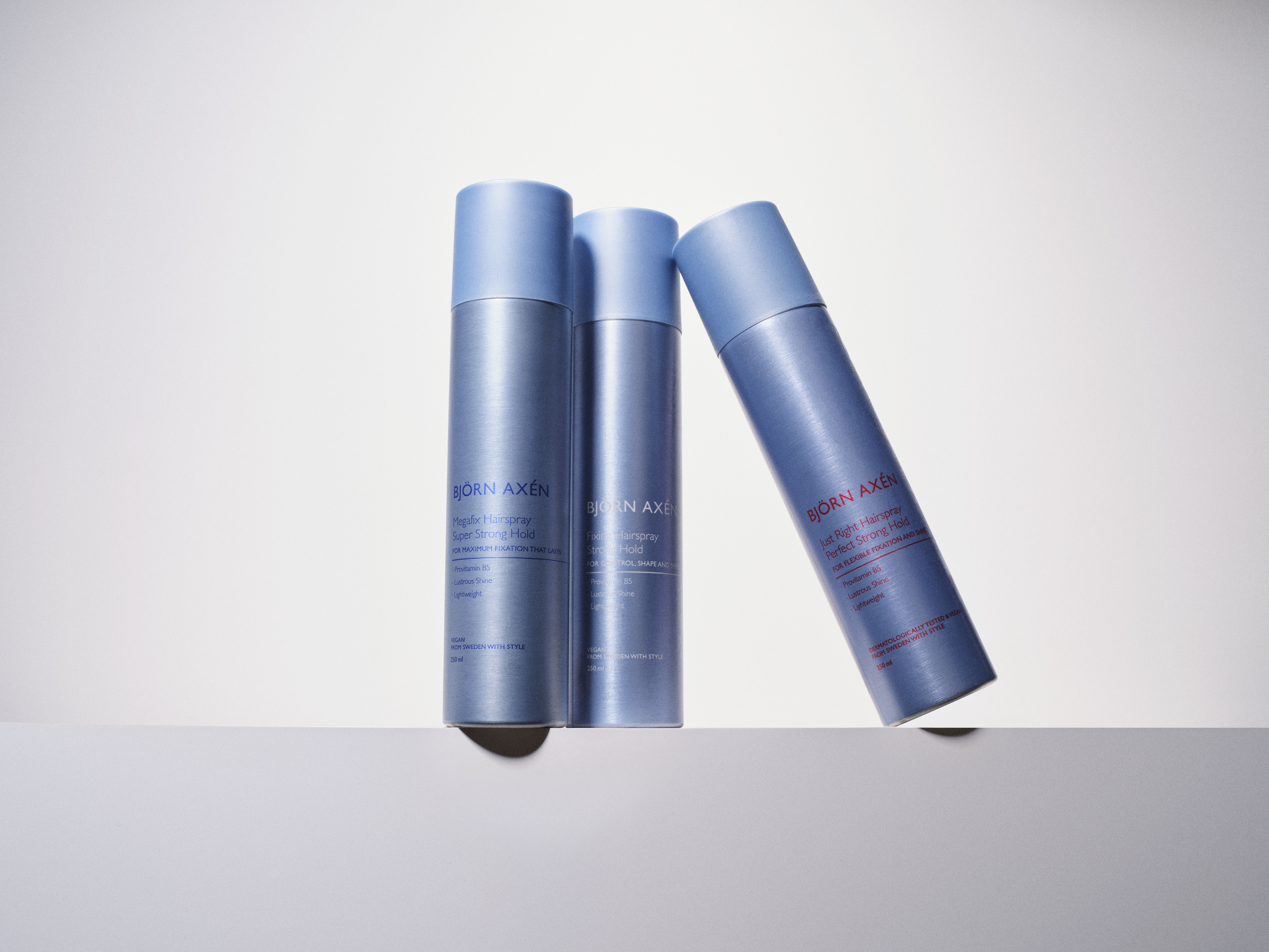 Лак для волосся легкої фіксації Björn Axén Fixing Hairspray Strong Hold for Control, Shape and Shine